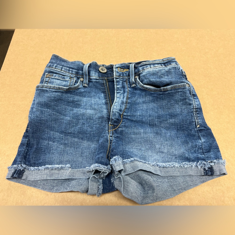 Levi women’s jean shorts
